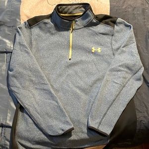Under Armour pullover mens size lg.
